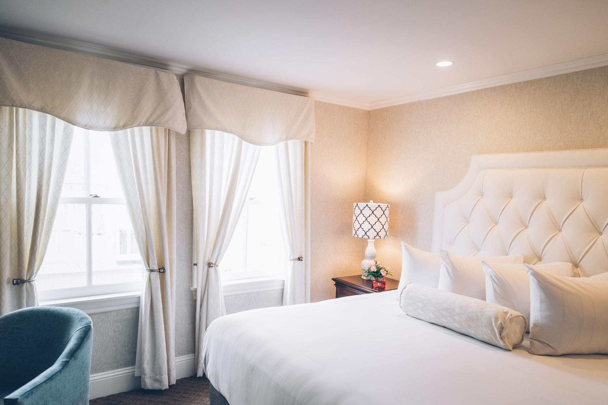 Hotel The Great George à Charlottetown Extérieur photo