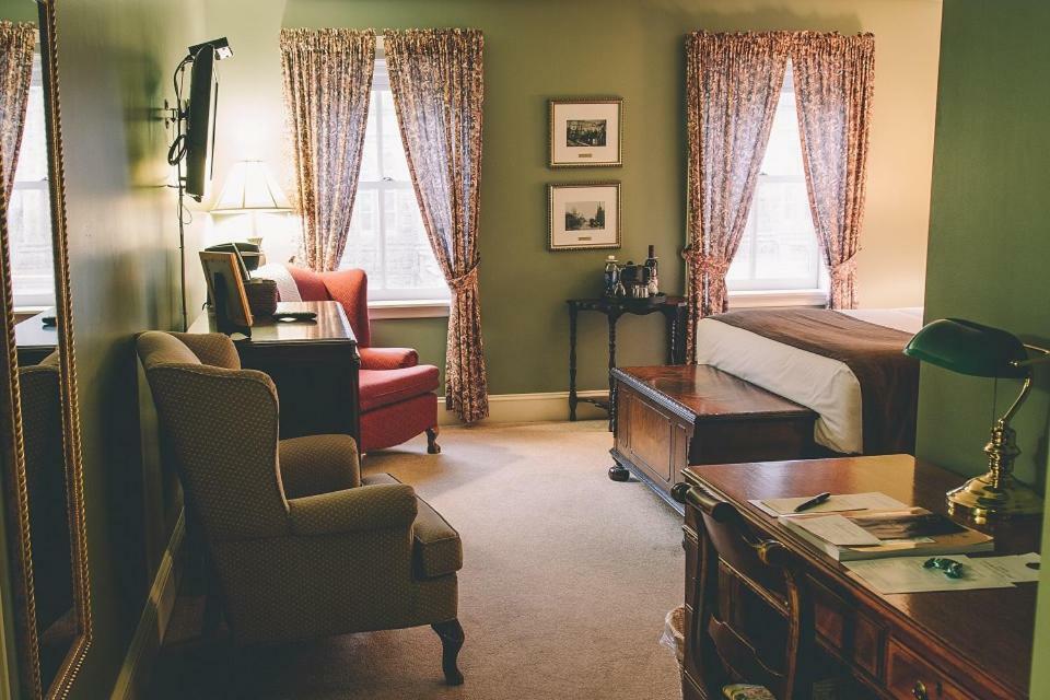 Hotel The Great George à Charlottetown Extérieur photo